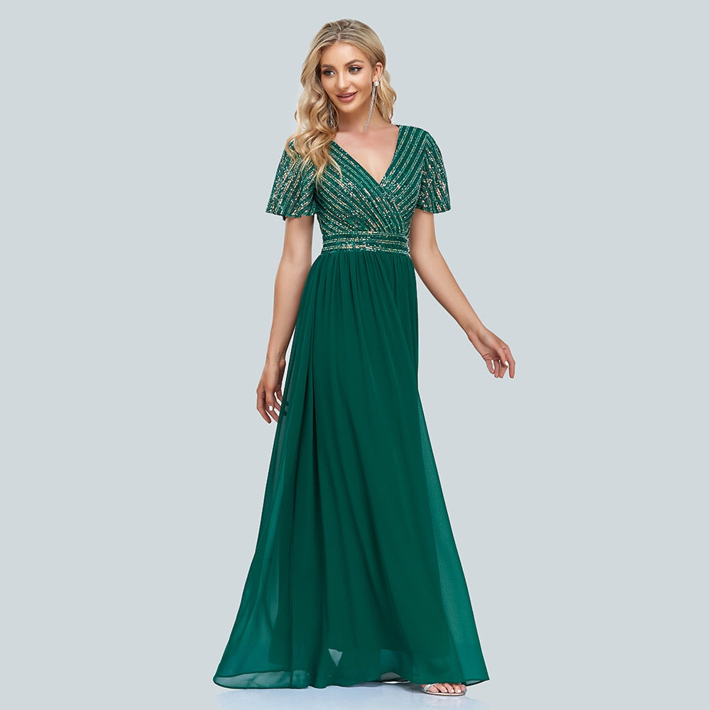 Evening wear Dresses: Women Green Evening Dresses Elegant V-Neck