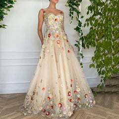 Floral Prom Gown A-Line Sweetheart Flowers Lace Appliques Tulle Long