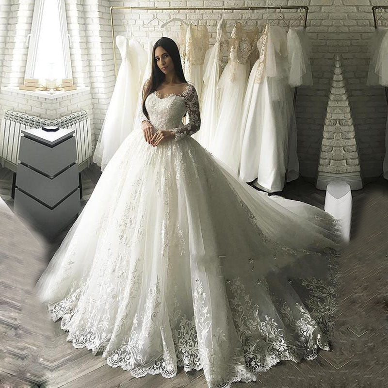 White Bridesmaid Dresses: Ball Gown Applique Elegant Woman Wedding Dresses