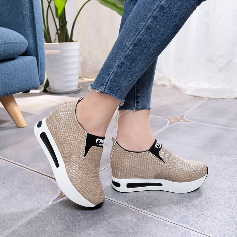 Fashion Shoes Women Sneakers Spring Autumn Women Pu Flat Thick Bottom Shoes